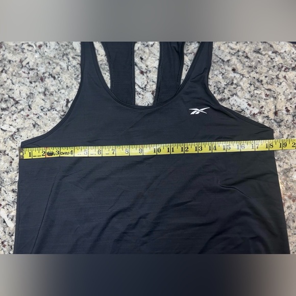 Reebok Activchill Black Athletic Tank Top Medium NWT - Picture 3 of 5